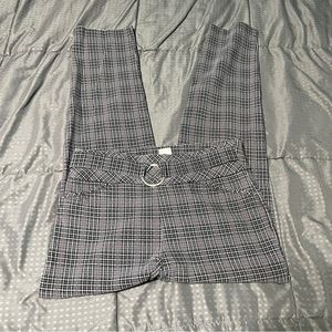 Studio 253 plaid pants gray white pink size small